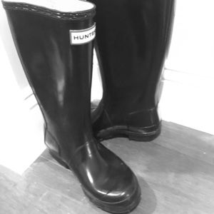 LIKE NEW Hunter Rain Boots (unisex)